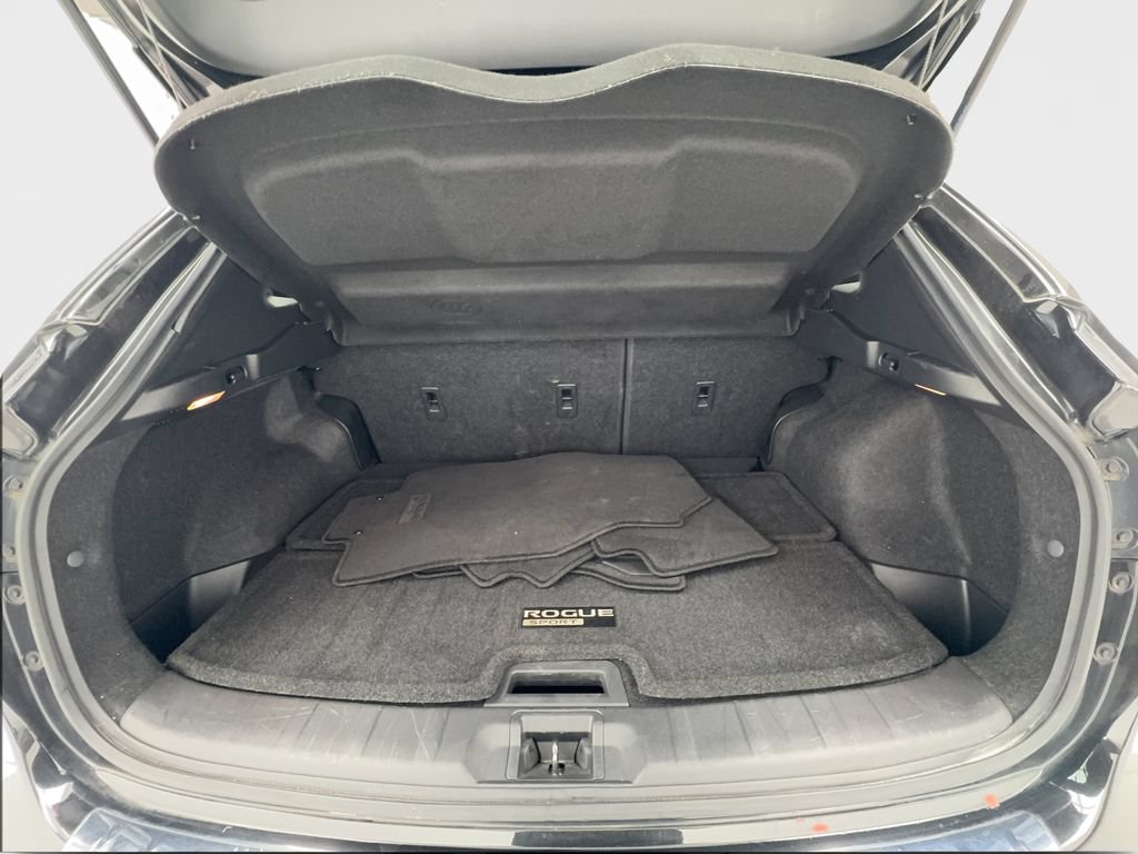 Used 2020 Nissan Rogue Sport SV FWD image 16