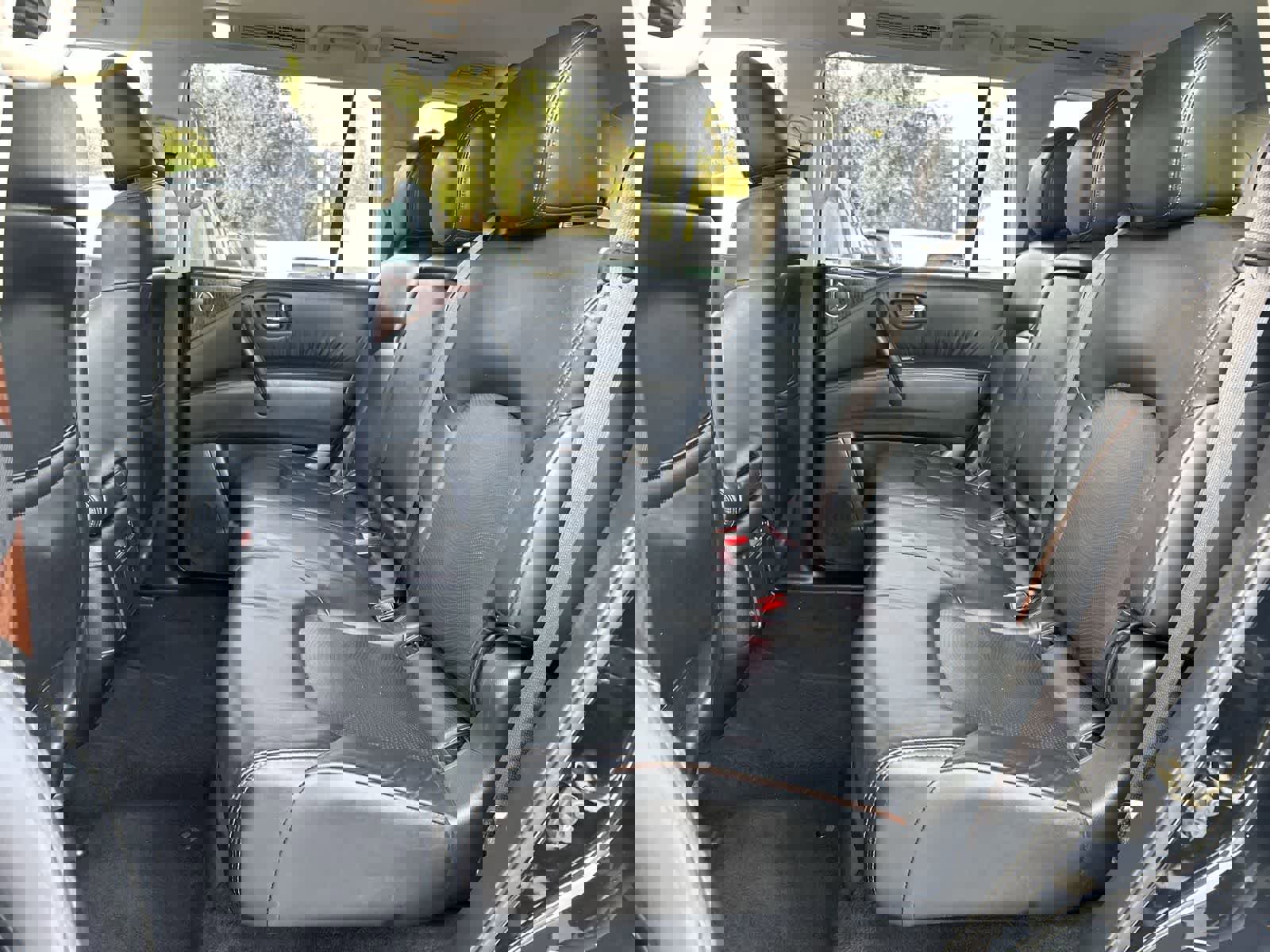 Used 2019 Nissan Armada SL w/ Premium Package image 13