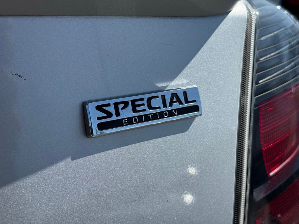 Used 2012 Nissan Sentra 2.0 SR w/ Special Edition Pkg image 13