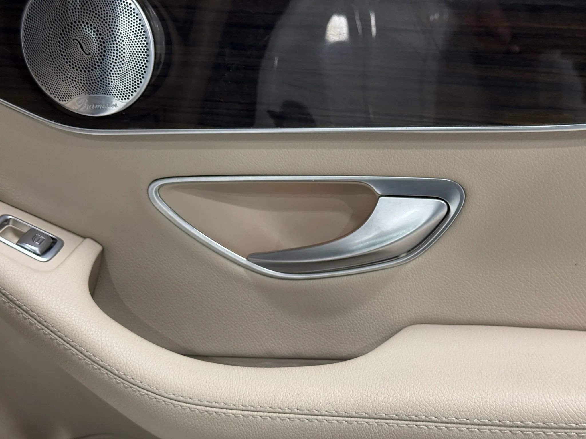 Used 2019 Mercedes-Benz C 300 4MATIC Sedan image 54