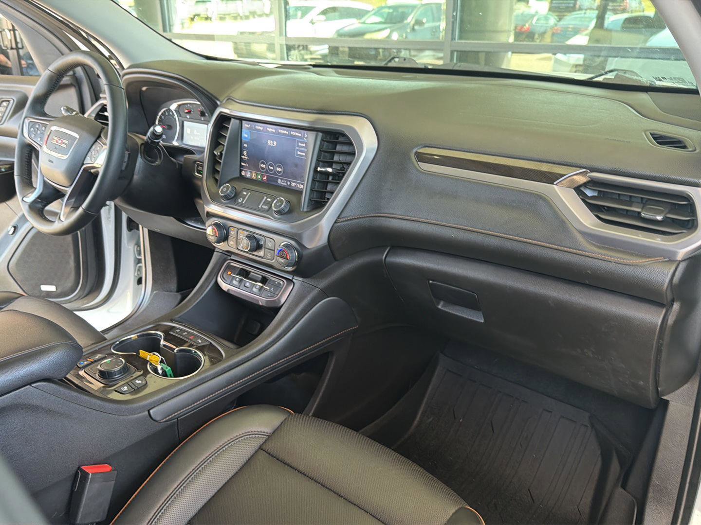 Used 2022 GMC Acadia AT4 w/ Preferred Package image 21