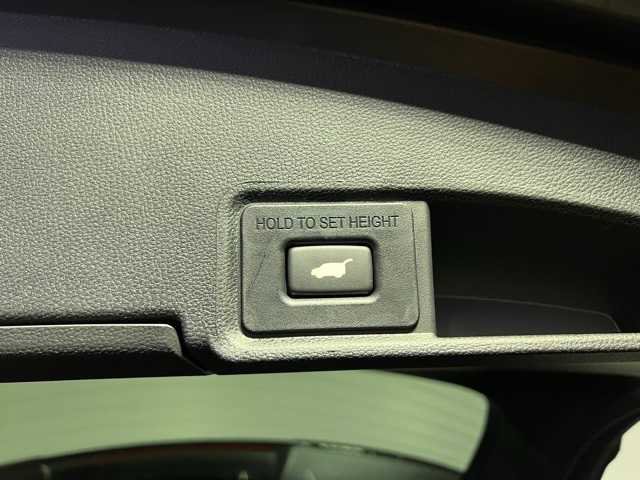 New 2025 Acura RDX SH-AWD image 18