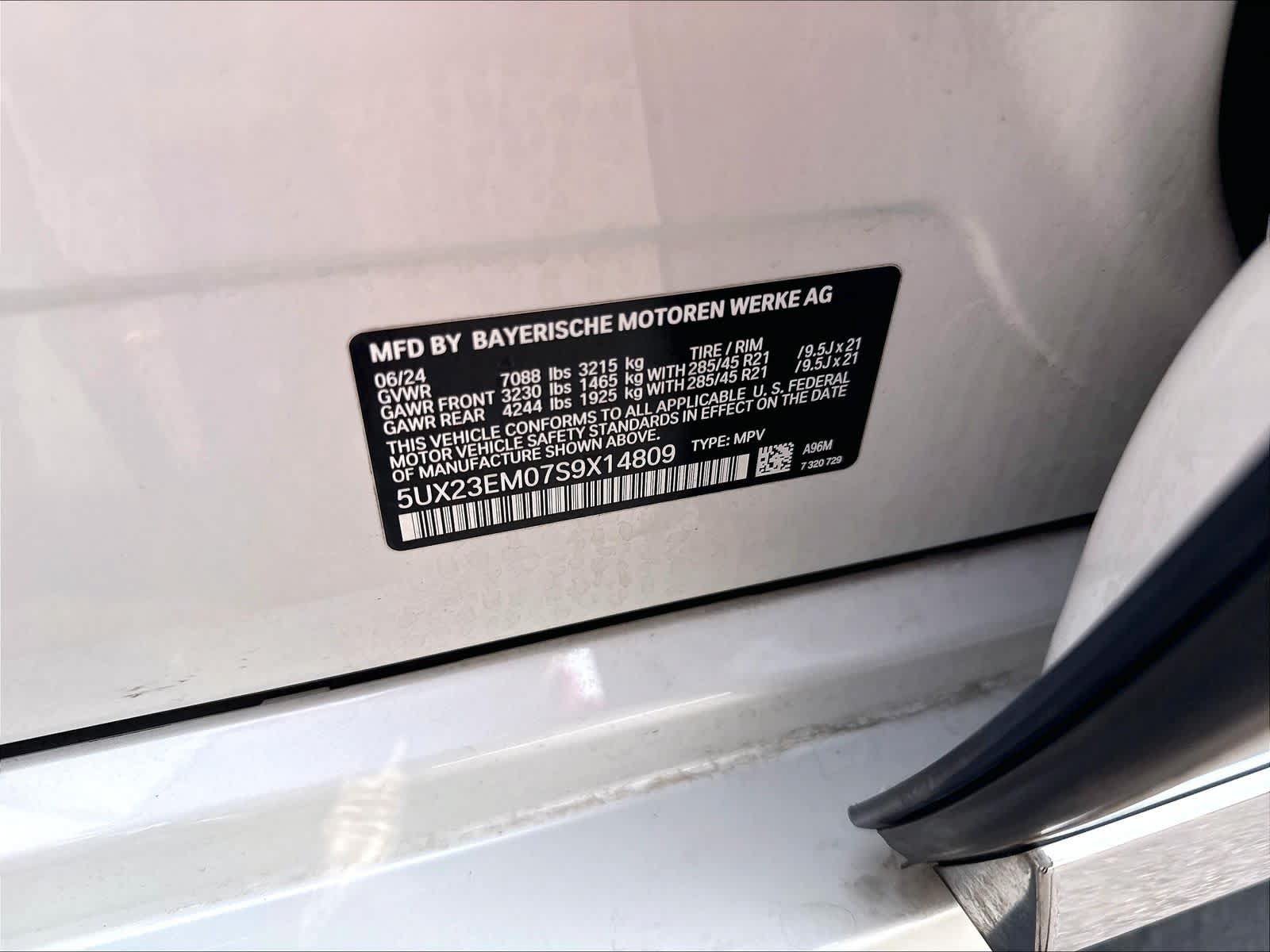 Used 2025 BMW X7 xDrive40i w/ Premium Package AWD/4WD image 20