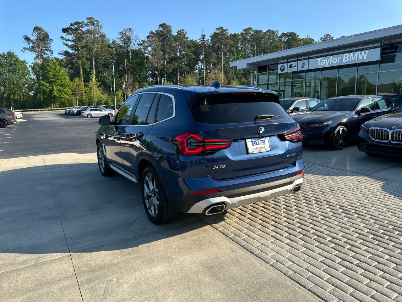 Certified 2024 BMW X3 sDrive30i w/ Convenience Package w/ZPA RWD image 4