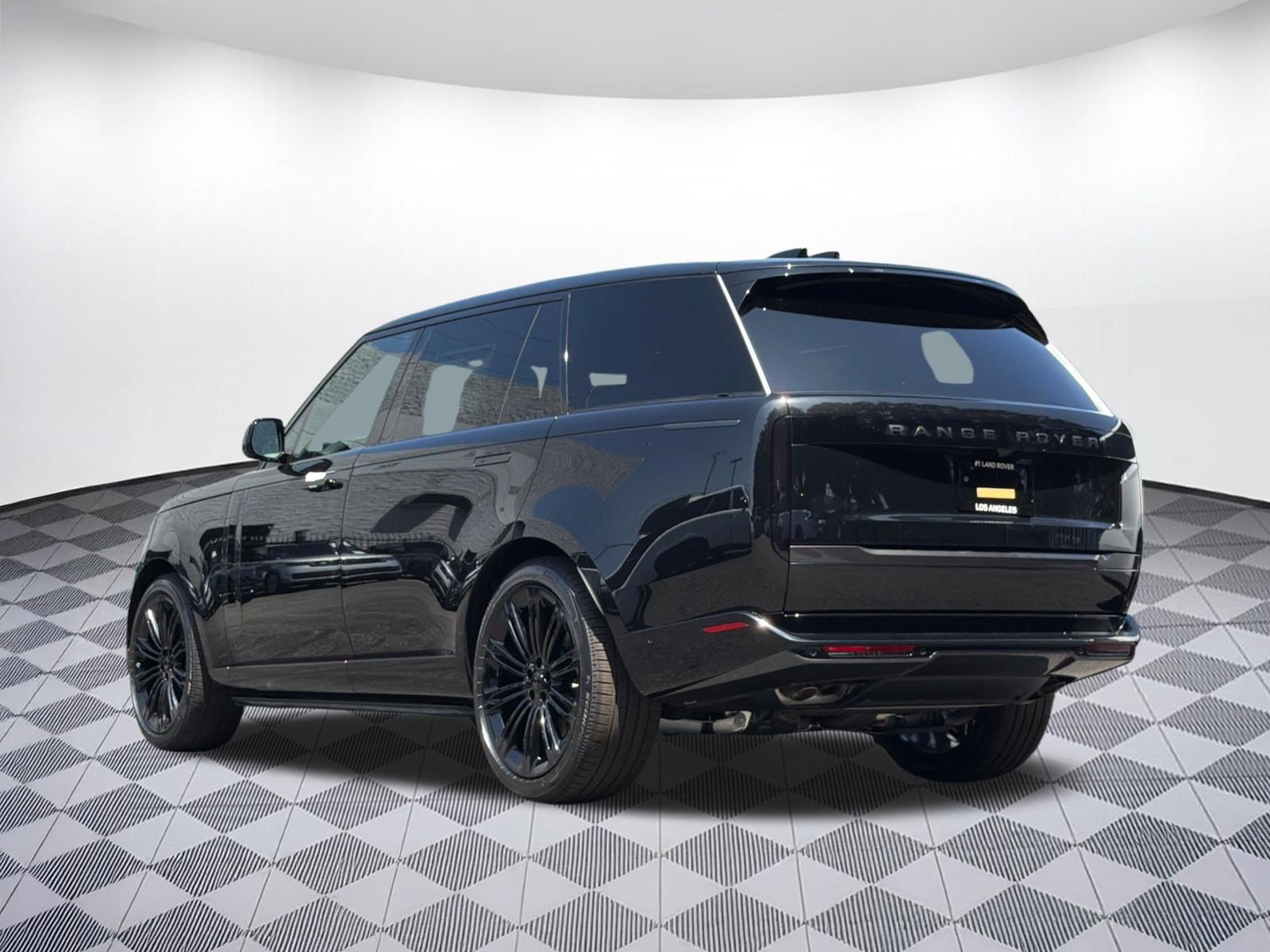New 2026 Land Rover Range Rover Long Wheelbase Autobiography AWD/4WD image 3
