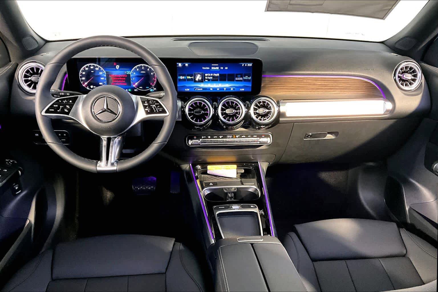 New 2026 Mercedes-Benz GLB 250 4MATIC image 7