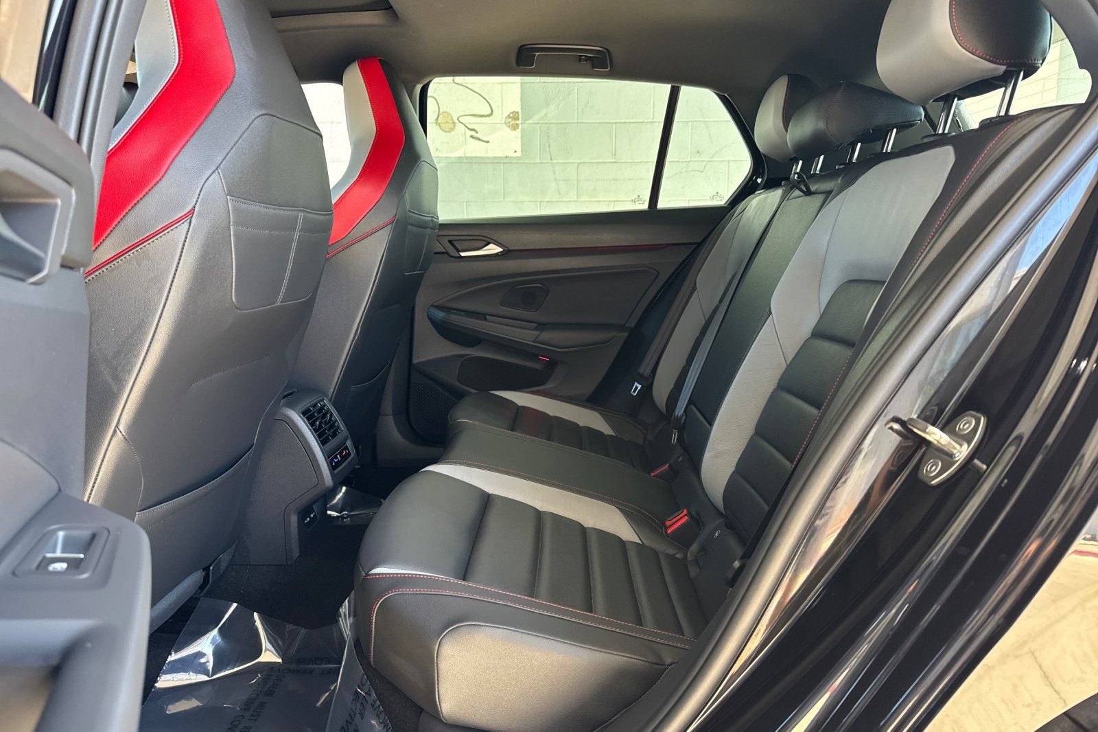 Used 2022 Volkswagen GTI Autobahn FWD image 11