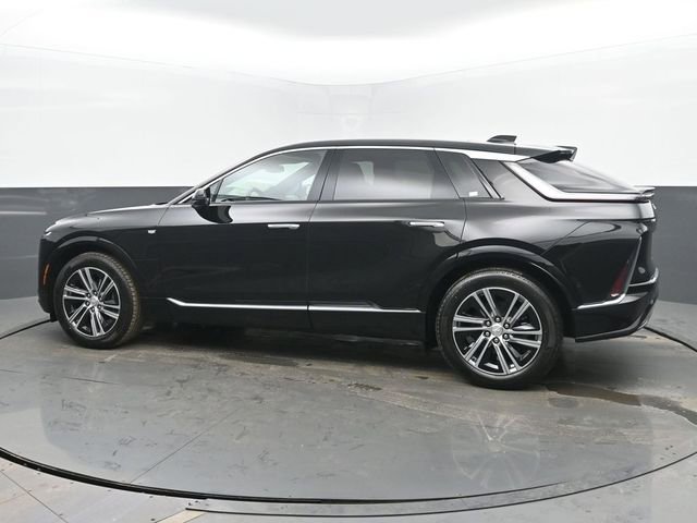 New 2026 Cadillac Lyriq Luxury image 3