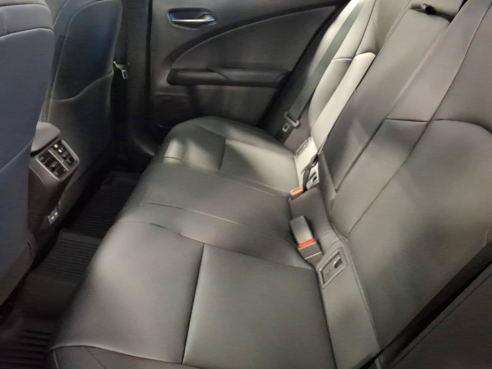 New 2026 Lexus UX 300h AWD image 13