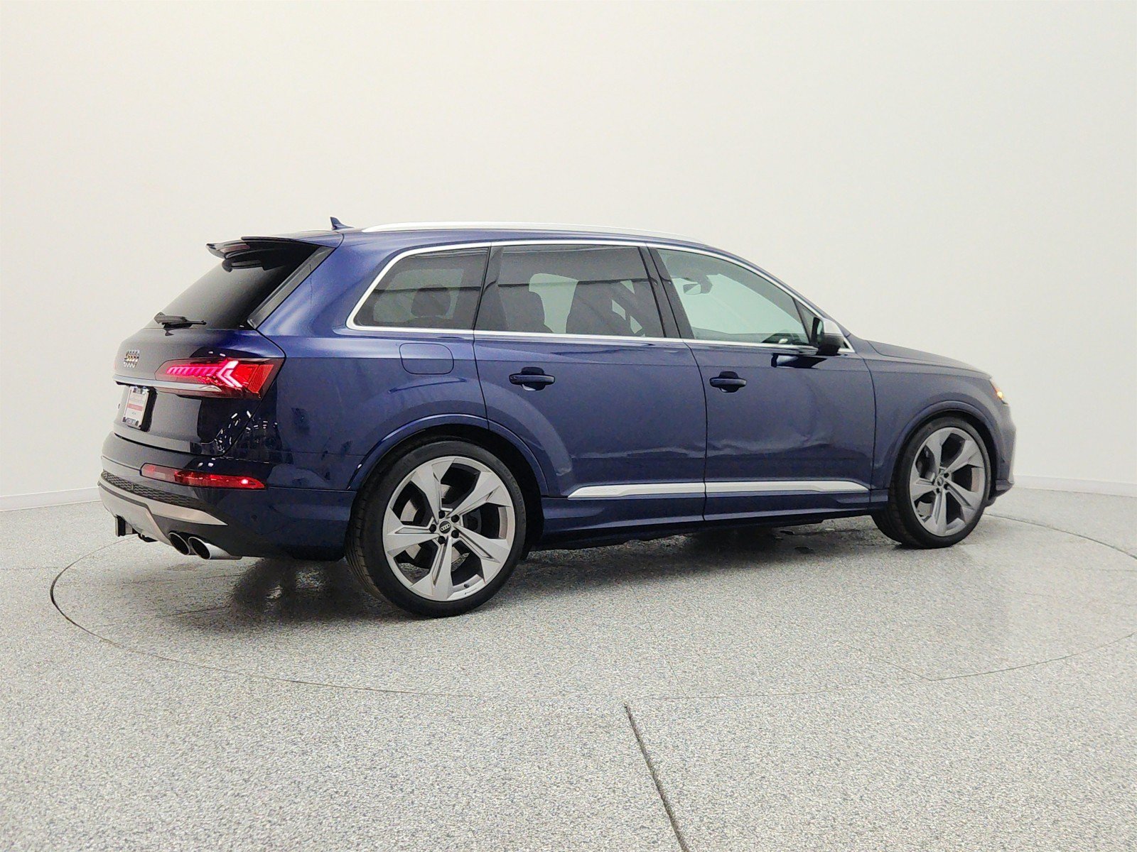 Used 2023 Audi SQ7 Premium Plus AWD/4WD image 5