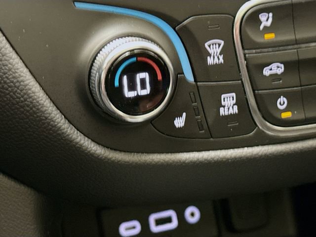 Used 2021 Chevrolet Equinox LT image 21