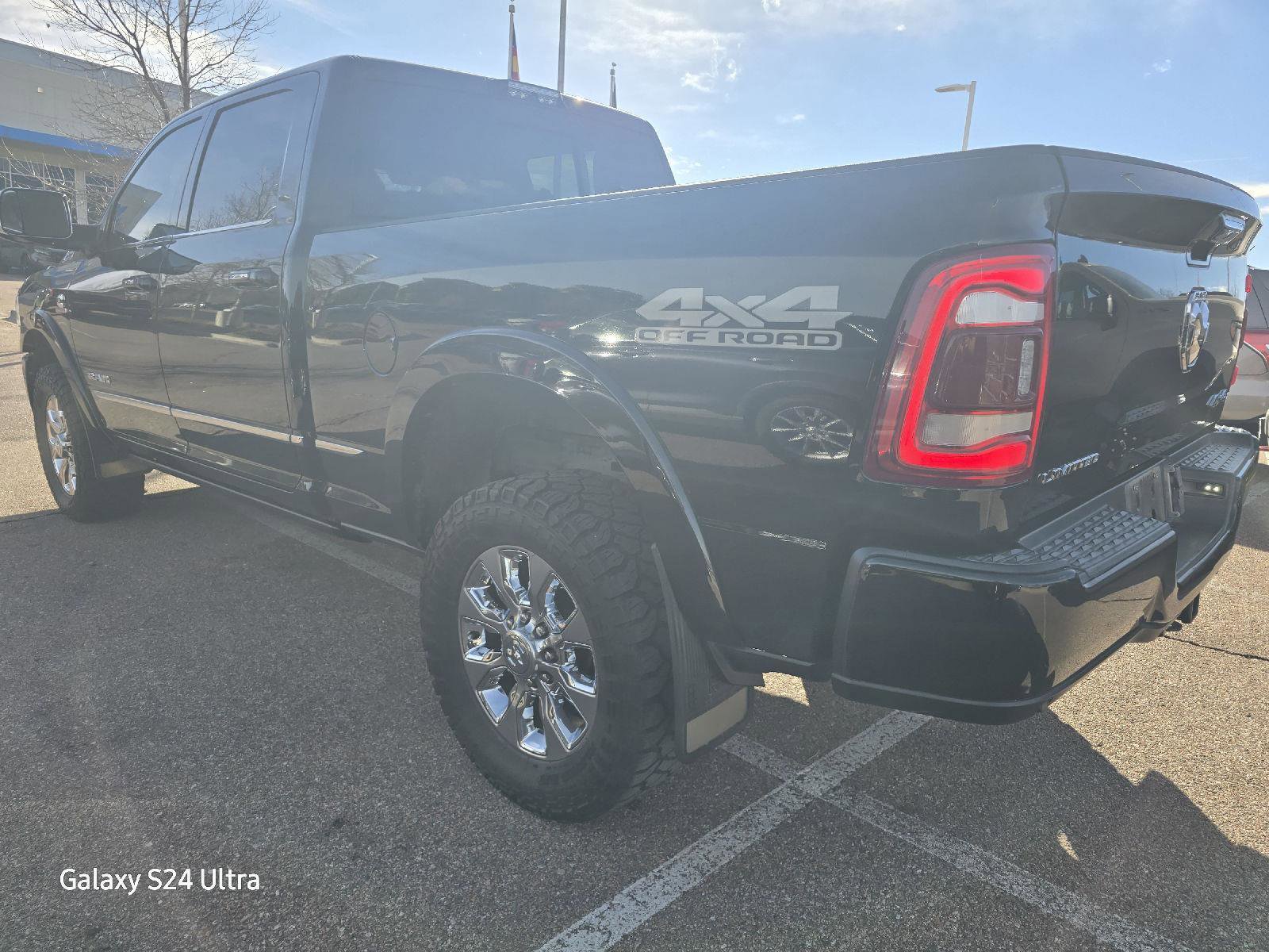 Used 2020 RAM 2500 Limited image 21