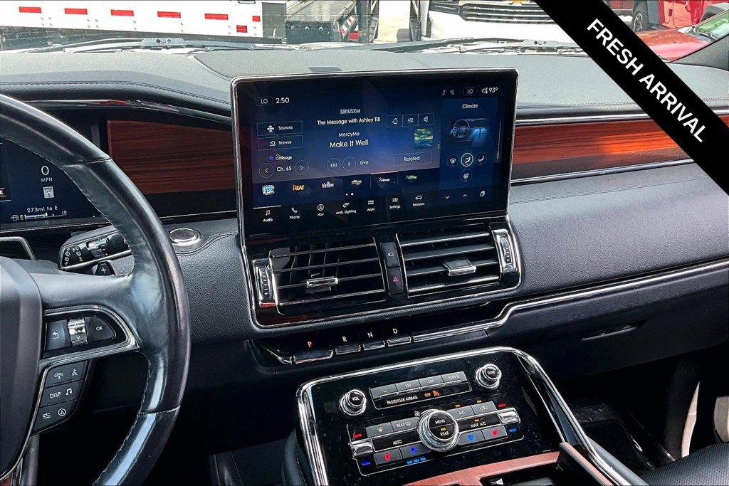 Used 2024 Lincoln Navigator L 4WD image 13