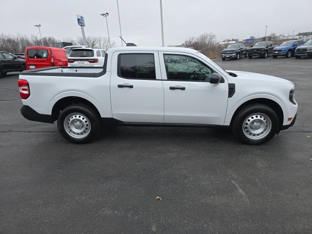 Certified 2025 Ford Maverick XL w/ Equipment Group 102A image 9
