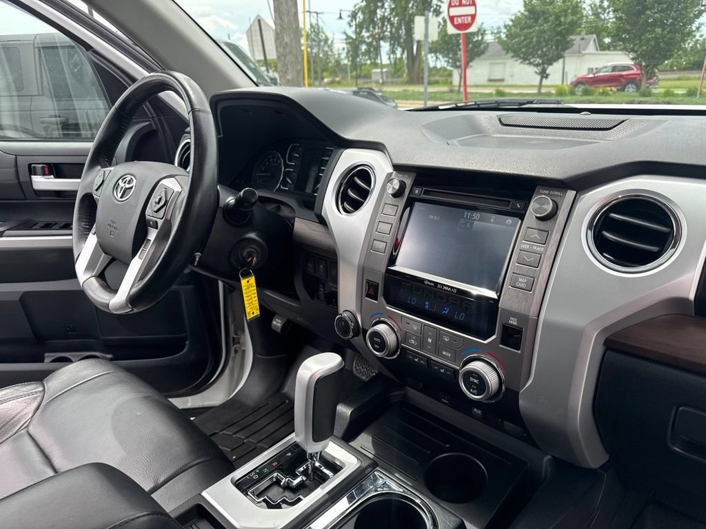 Used 2018 Toyota Tundra Limited AWD/4WD image 36