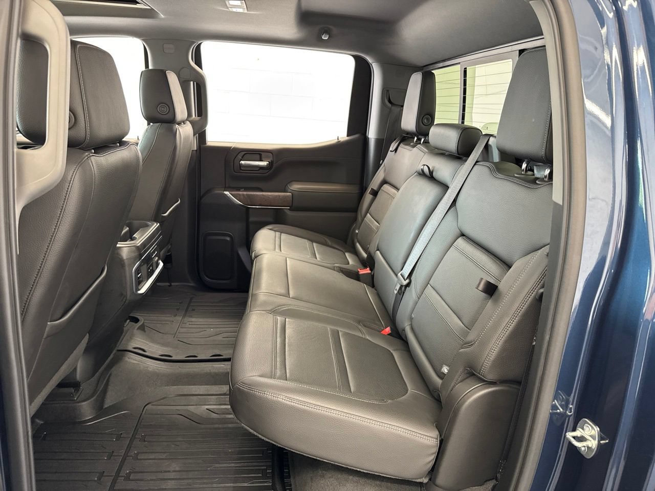 Used 2019 GMC Sierra 1500 Denali w/ Denali Ultimate Package AWD/4WD image 41