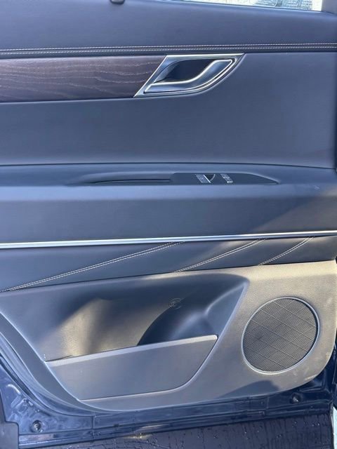 Used 2024 Genesis GV80 3.5T image 25