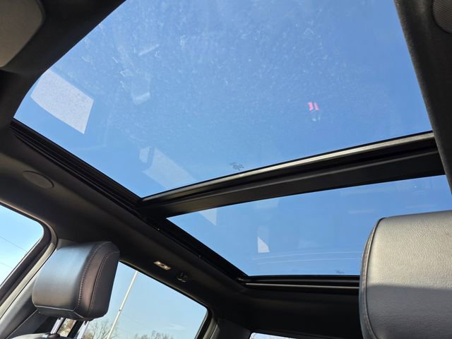 Used 2025 Ford F150 Lariat w/ Equipment Group 502A High image 33