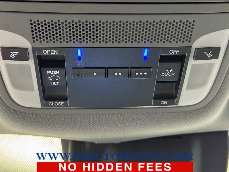 Used 2017 Acura MDX SH-AWD image 39