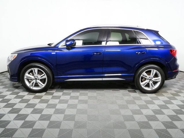 Used 2023 Audi Q3 2.0T Premium w/ Convenience Package AWD/4WD image 30