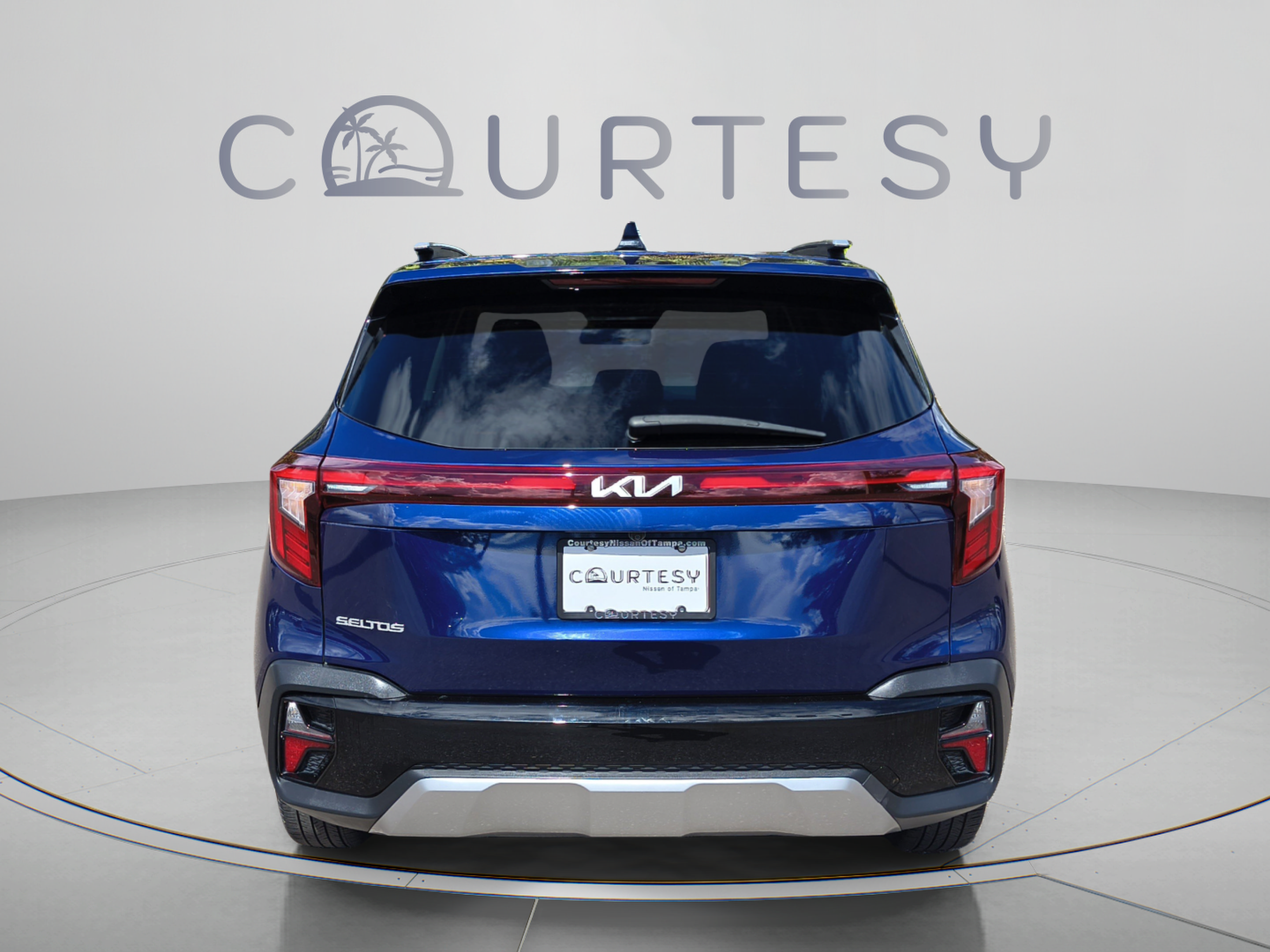 Used 2024 Kia Seltos EX FWD image 6