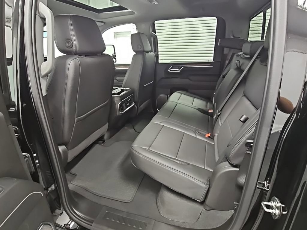 New 2026 GMC Sierra 2500 Denali w/ Denali Reserve Package image 32