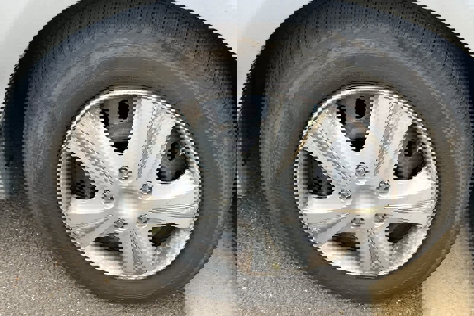 Used 2010 Toyota Corolla LE image 12