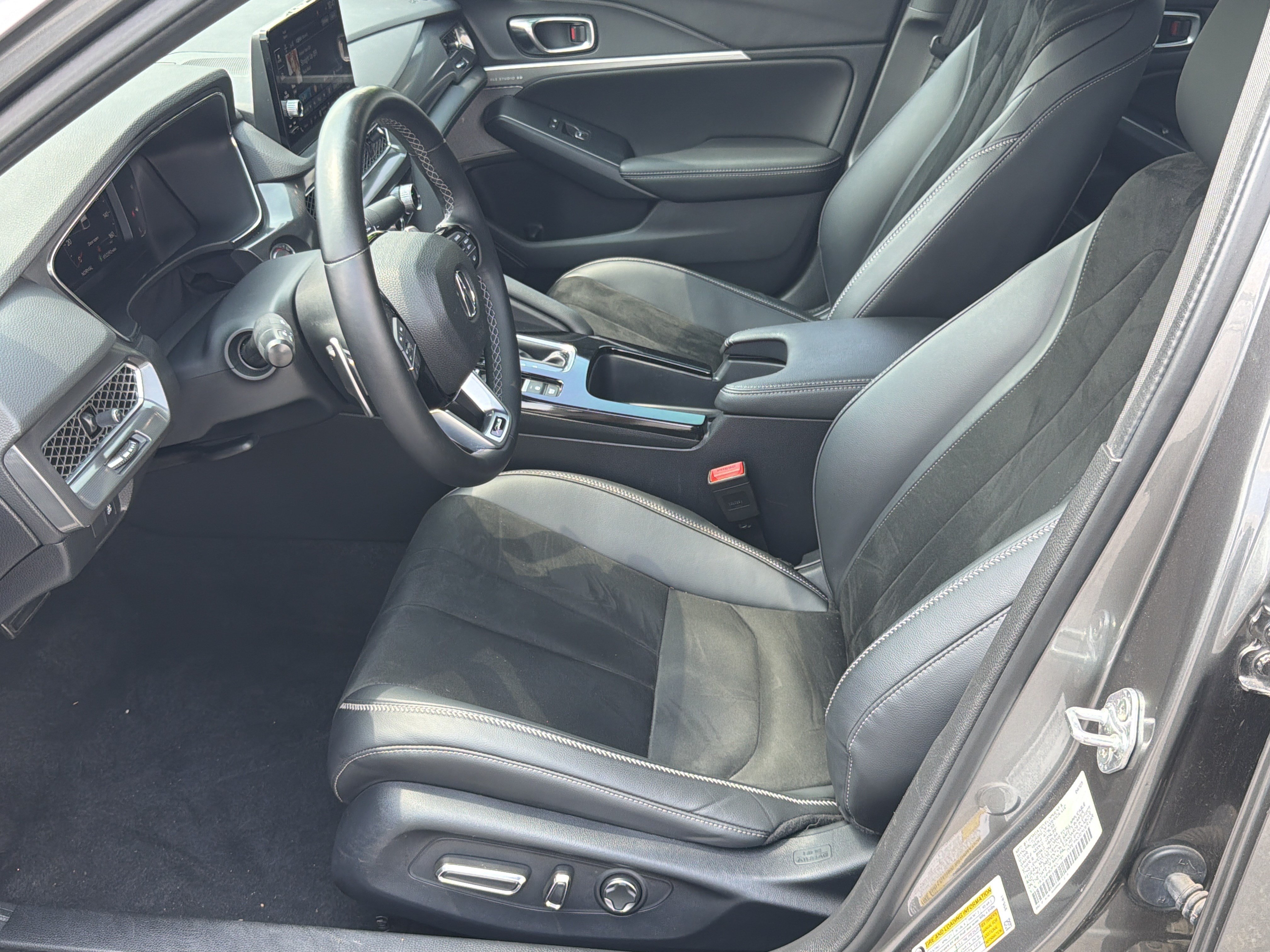 Used 2023 Acura Integra A-Spec FWD image 17