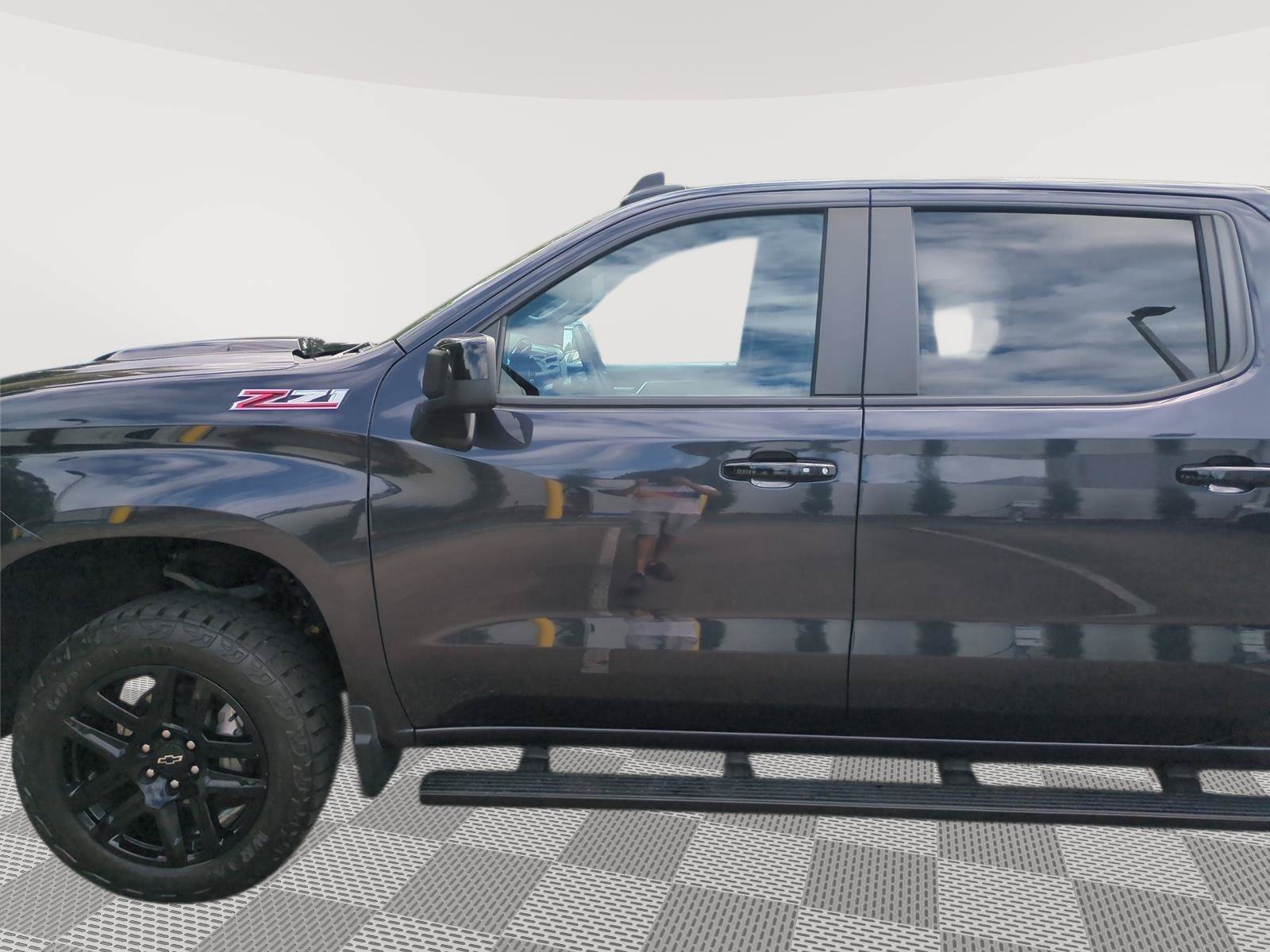 Used 2023 Chevrolet Silverado 1500 LT Trail Boss w/ Protection Package AWD/4WD image 13