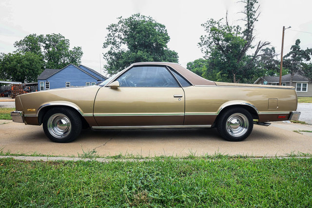 Used 1987 Chevrolet El Camino V8 RWD image 1