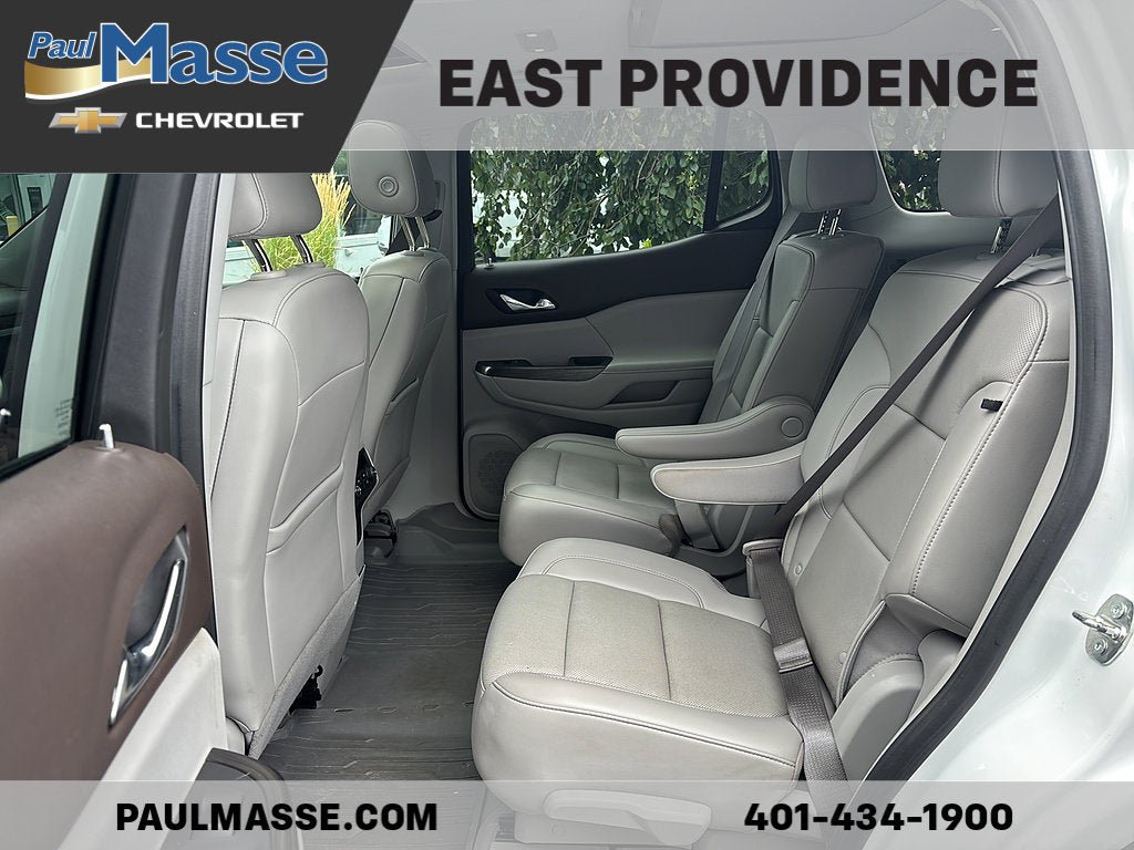 Used 2023 GMC Acadia SLT w/ Preferred Package AWD/4WD image 18