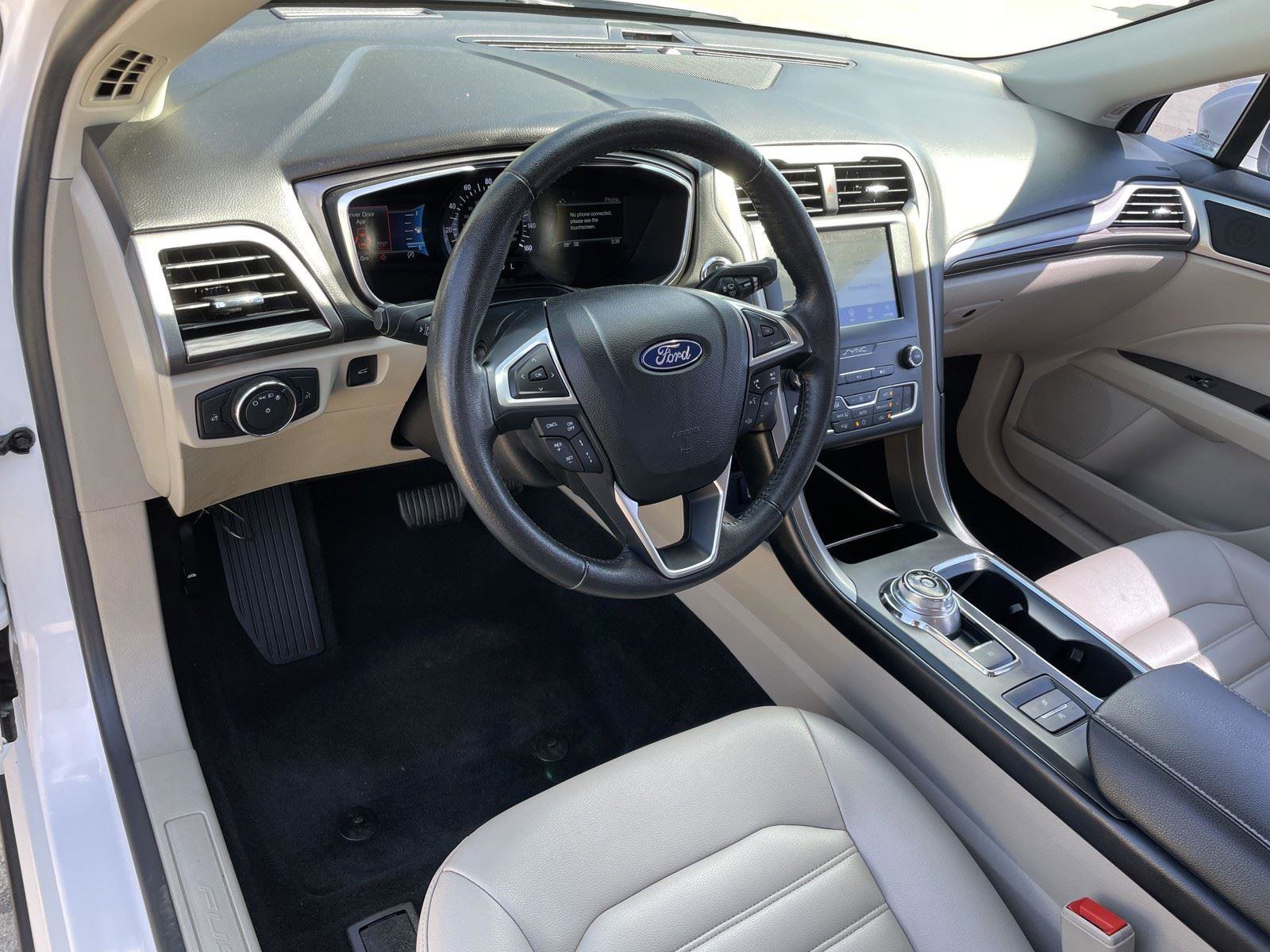 Used 2020 Ford Fusion SEL FWD image 13