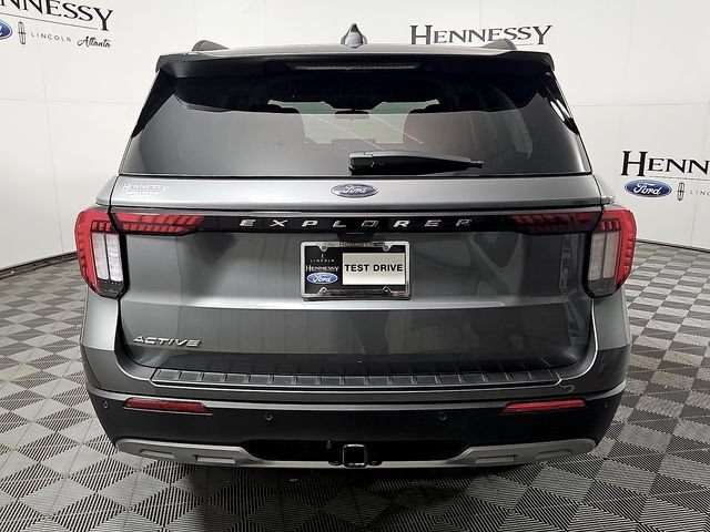 Used 2026 Ford Explorer Active w/ Active Comfort Package RWD image 6