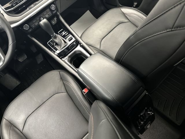 Used 2023 Jeep Compass Limited image 25