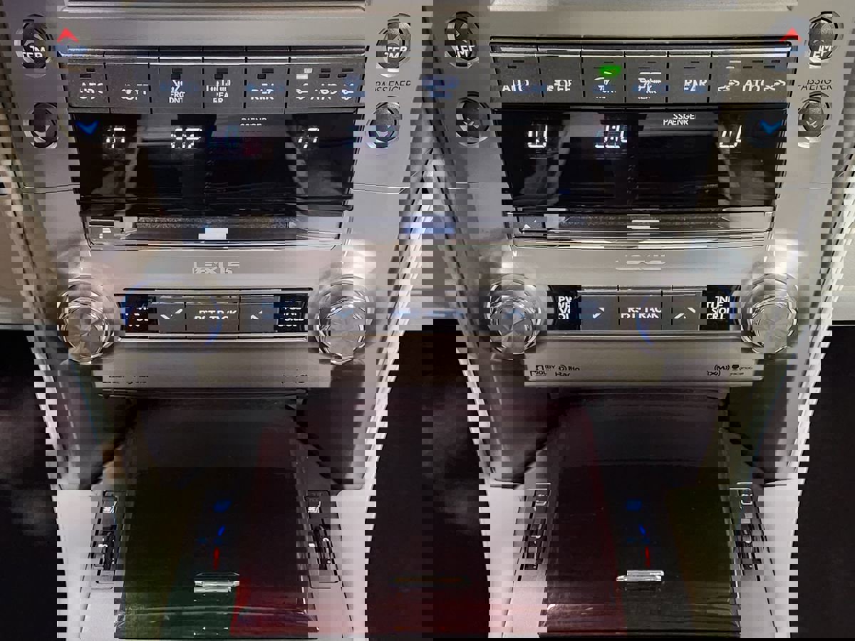 Used 2015 Lexus GX 460 w/ Premium Package image 37