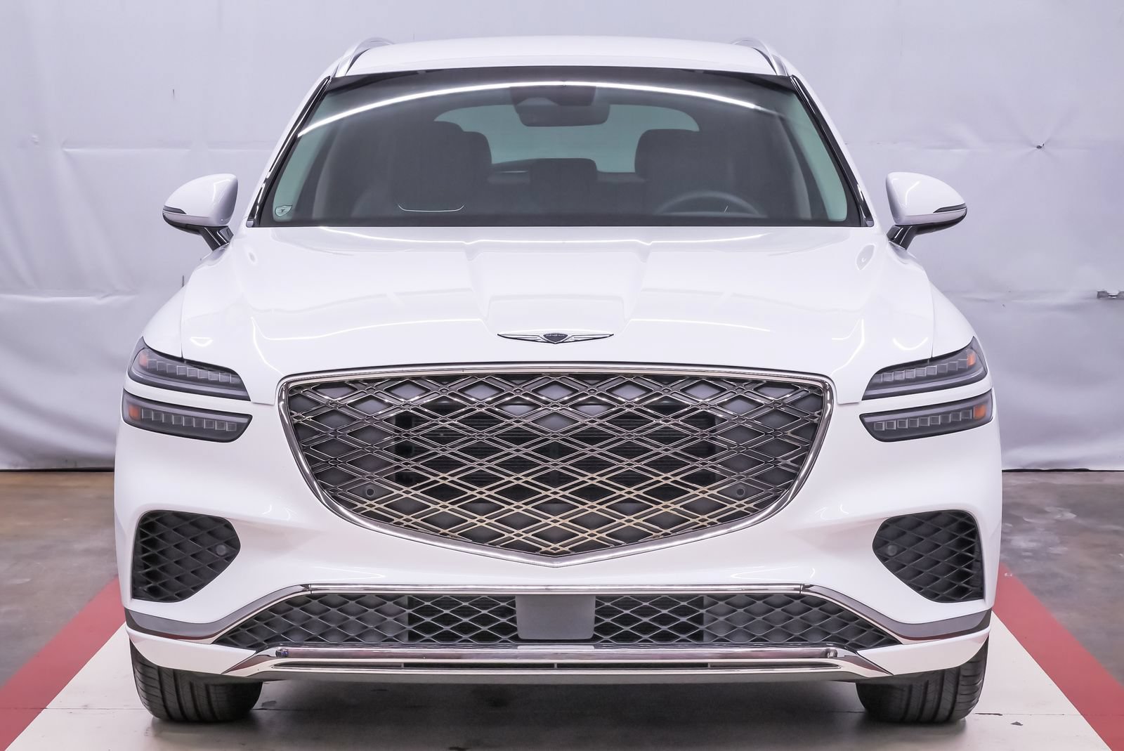 Certified 2026 Genesis GV70 2.5T AWD/4WD image 4