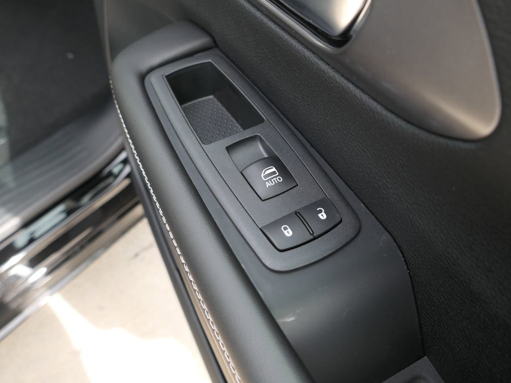 New 2026 Chrysler Pacifica Select image 21