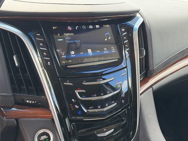 Used 2018 Cadillac Escalade Luxury image 20