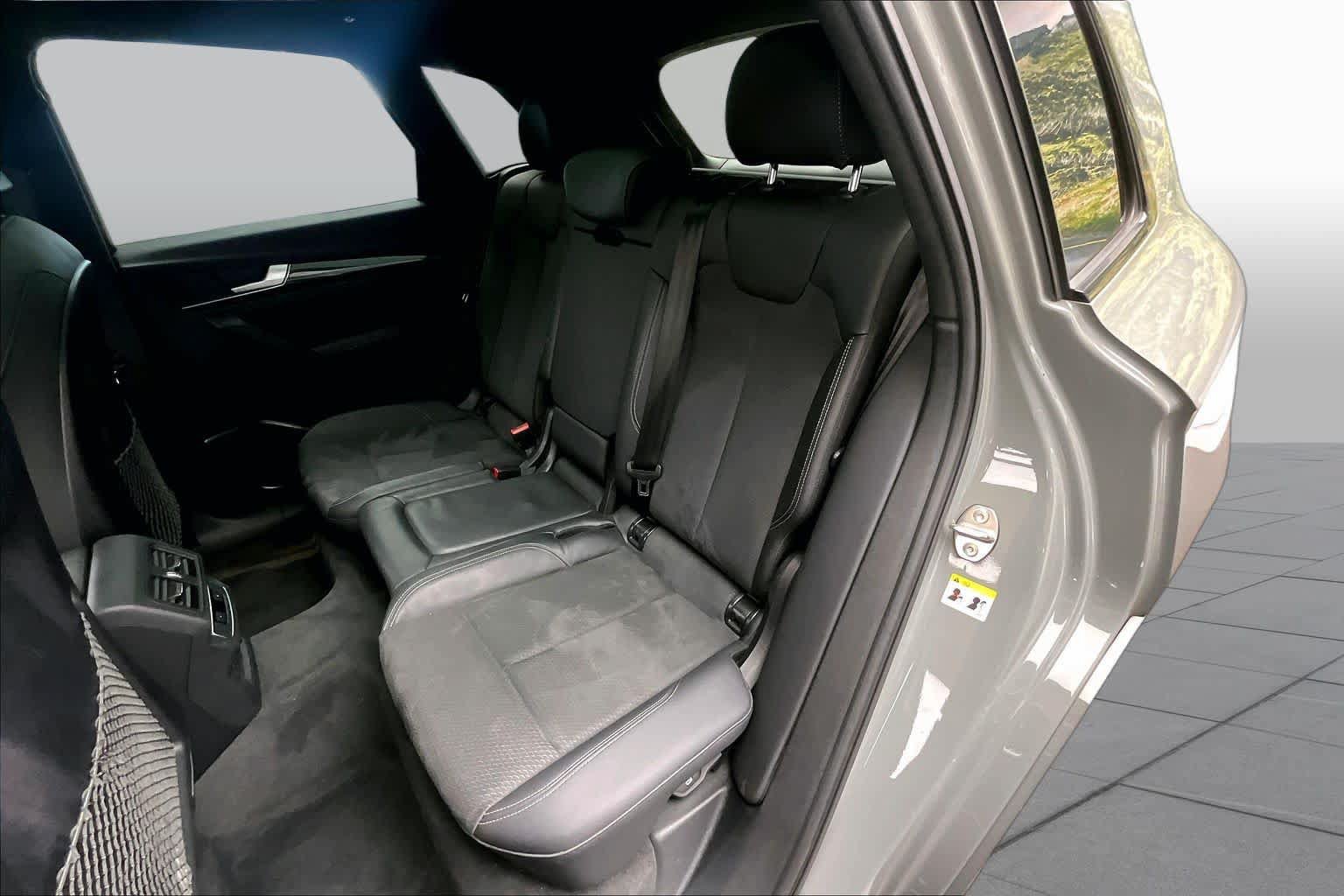 Used 2022 Audi SQ5 Premium Plus w/ Premium Plus Package AWD/4WD image 20