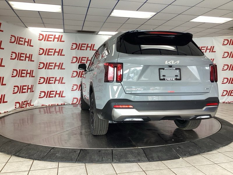New 2026 Kia Sorento S AWD/4WD image 5