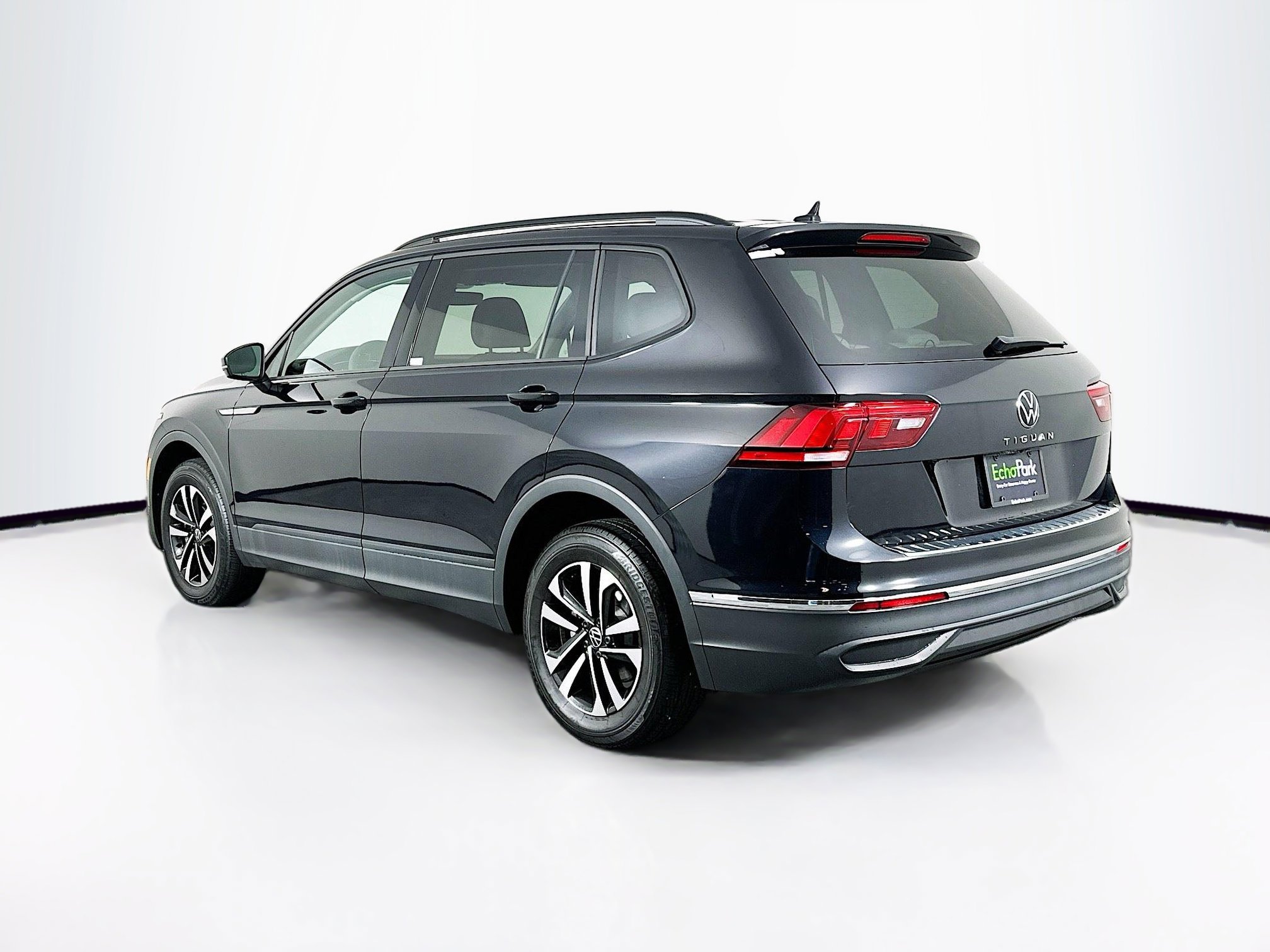 Used 2023 Volkswagen Tiguan S image 5