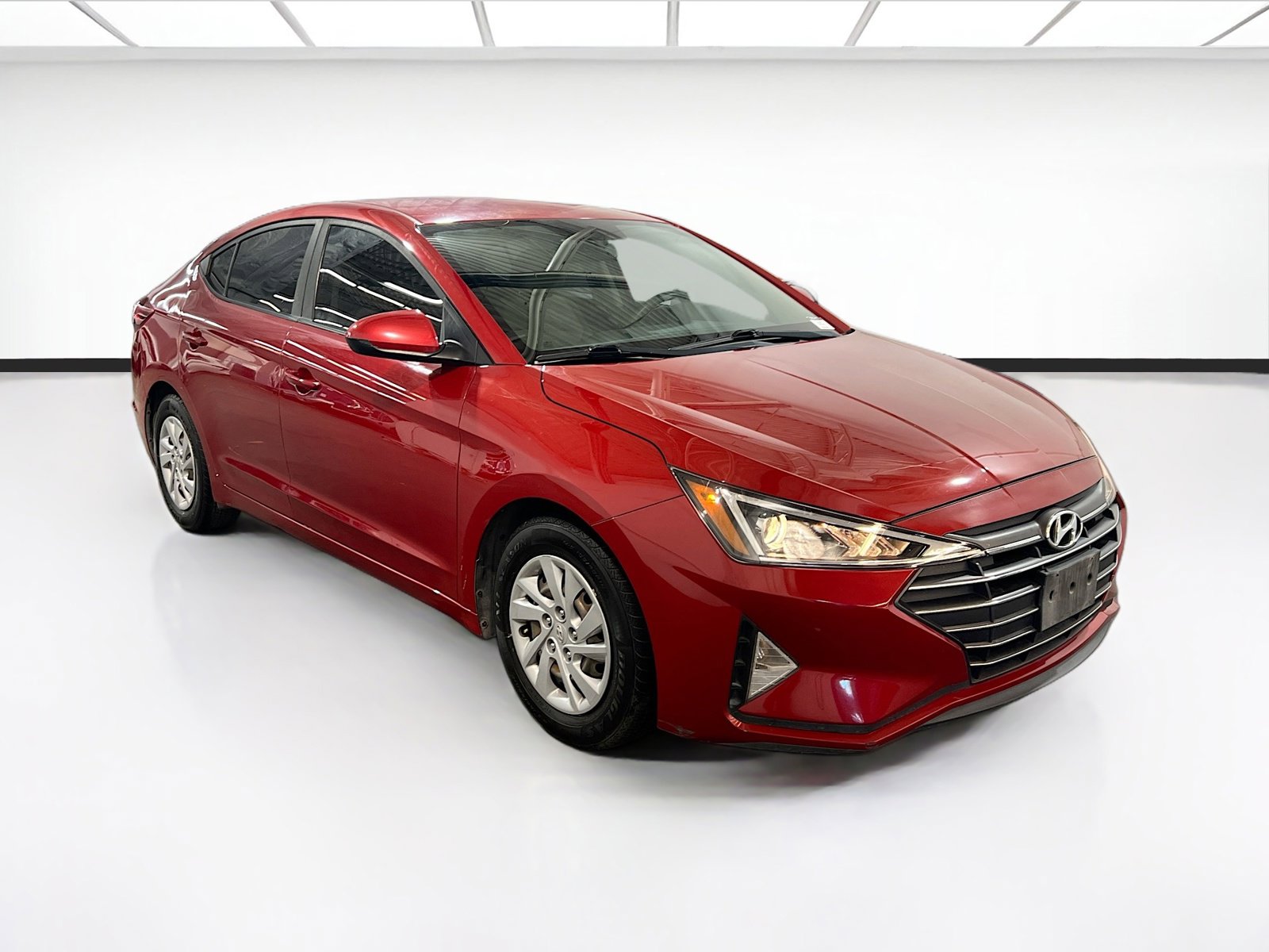 Used 2019 Hyundai Elantra SE image 3