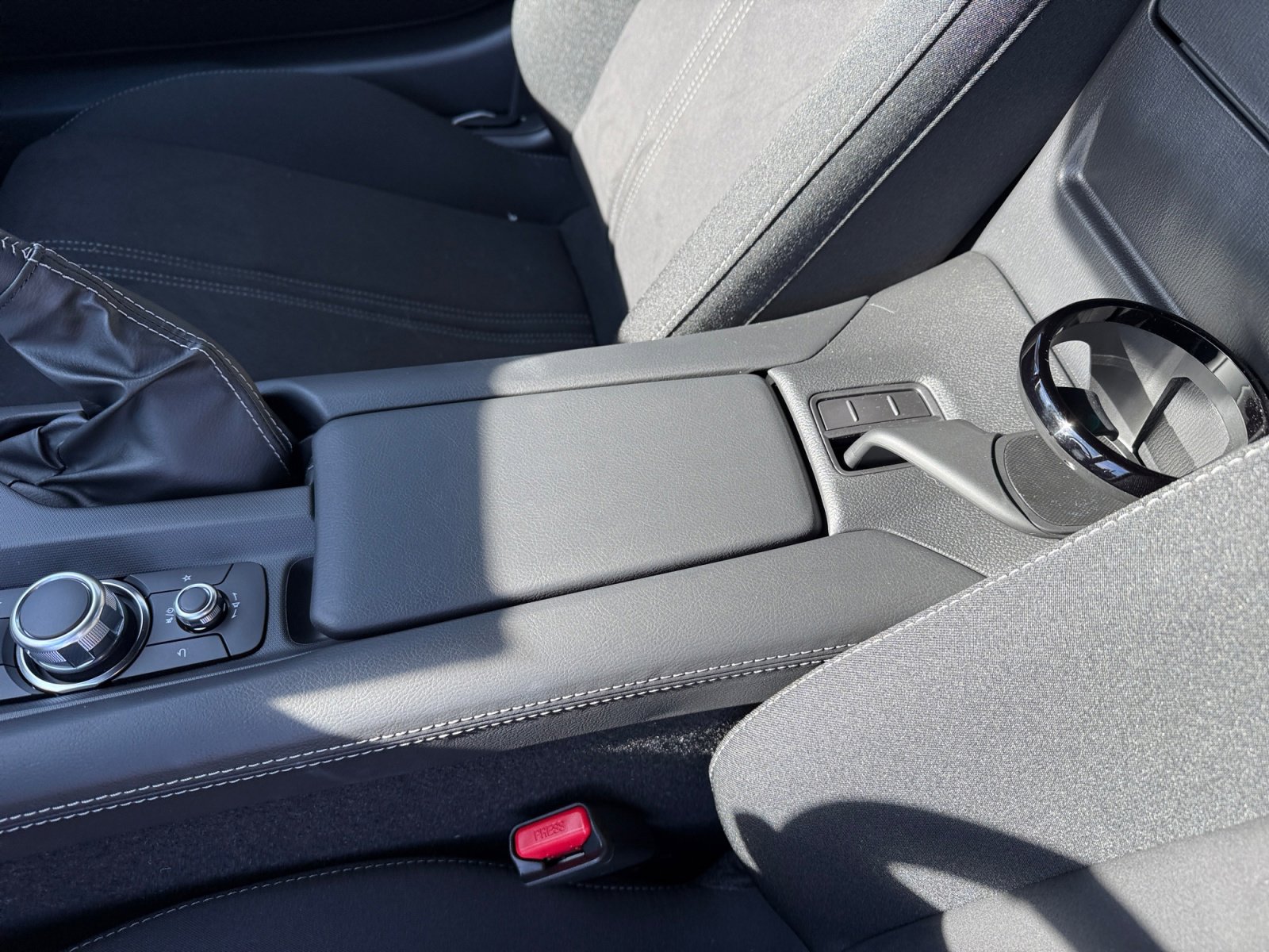 New 2026 MAZDA MX-5 Miata Club image 14