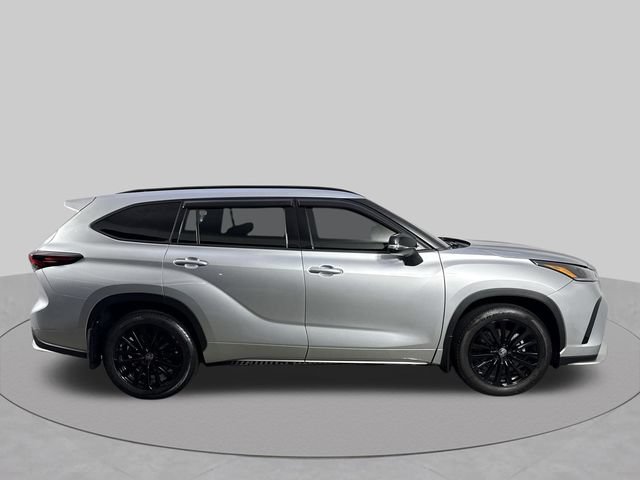 Used 2024 Toyota Highlander XSE AWD/4WD image 36
