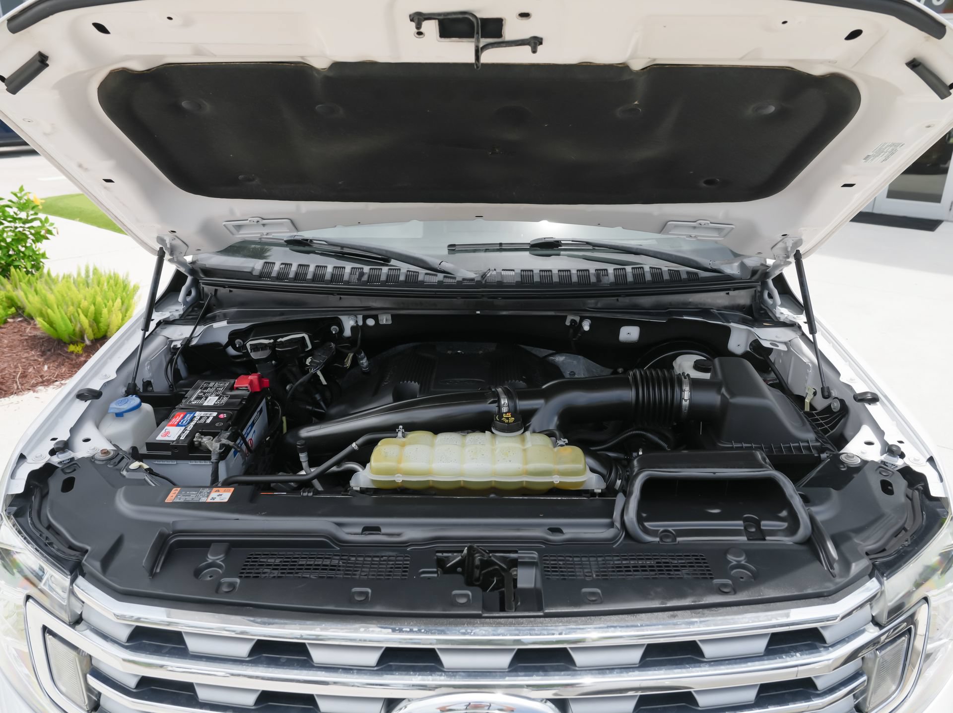 Used 2019 Ford Expedition Limited w/ Equipment Group 301A RWD image 45