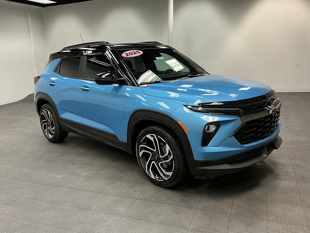 Used 2025 Chevrolet TrailBlazer RS w/ Convenience Package FWD image 7
