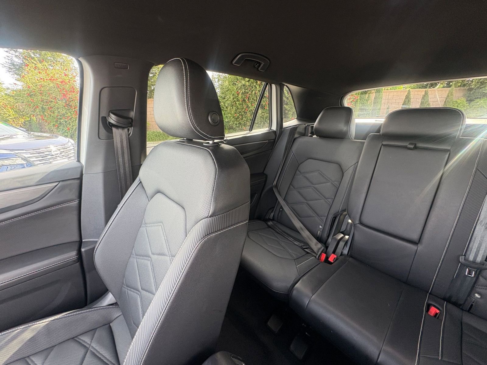 Used 2025 Volkswagen Atlas Cross Sport SE image 42