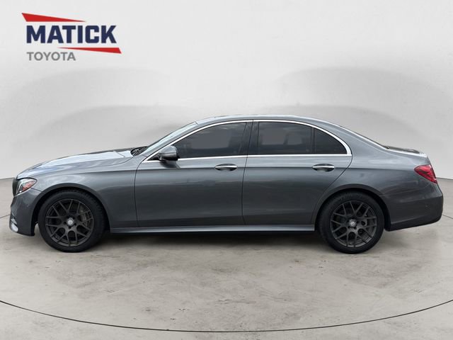 Used 2017 Mercedes-Benz E 300 4MATIC image 4