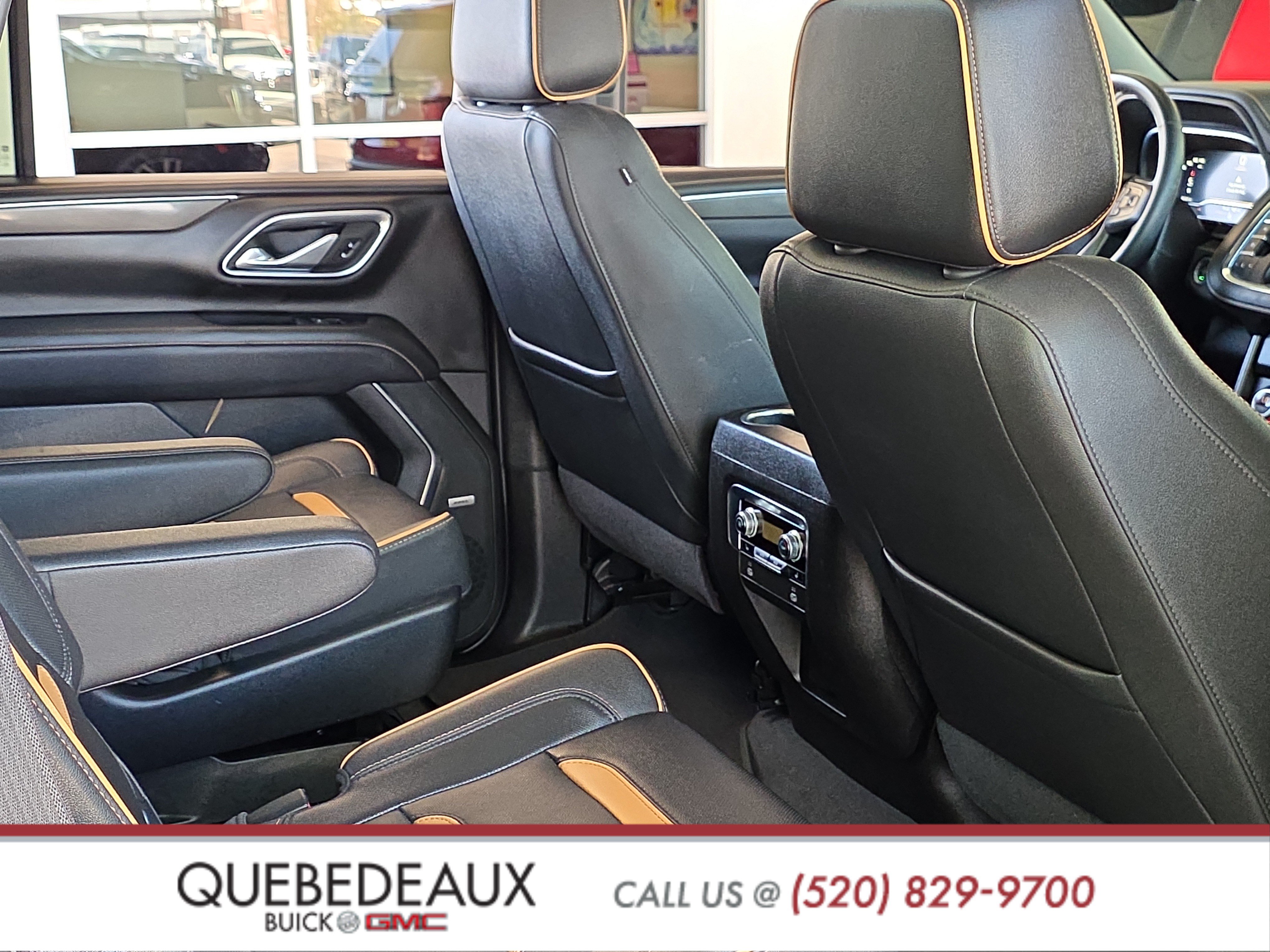 Used 2023 GMC Yukon AT4 w/ Technology Package AWD/4WD image 27