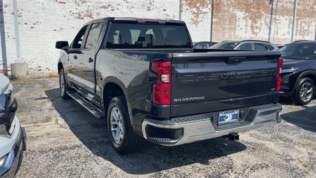 Used 2022 Chevrolet Silverado 1500 LT image 4